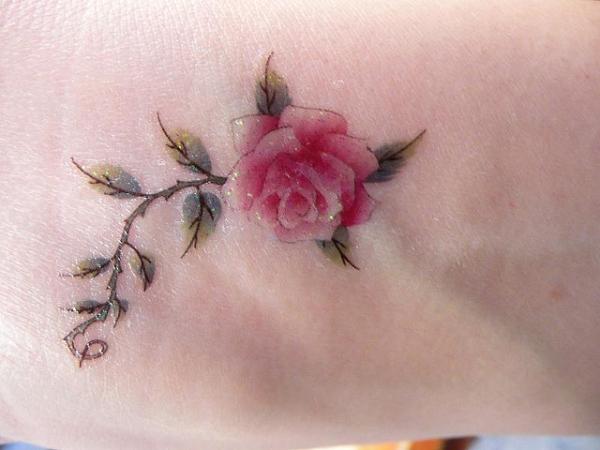 rose_tattoo600_450