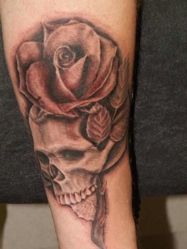 hộp sọ hình xăm hoa hồng - 100 ảnh vui nhộn Skull Tattoo Designs <3 <3