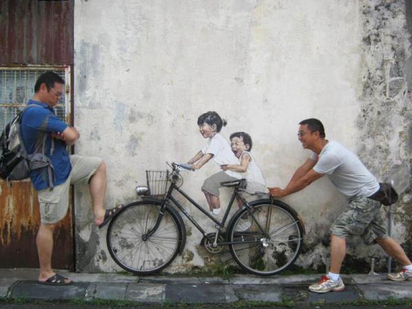 Ernest Zacharevic_12600_450