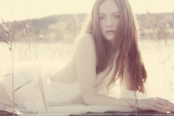 autumn_sun_iii_by_annikenhannevik600_400