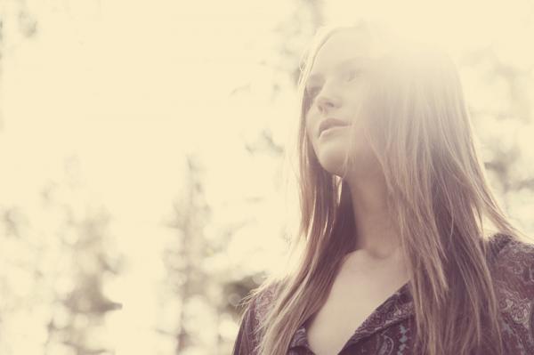 where_the_light_is_by_promis_by_annikenhannevik600_399