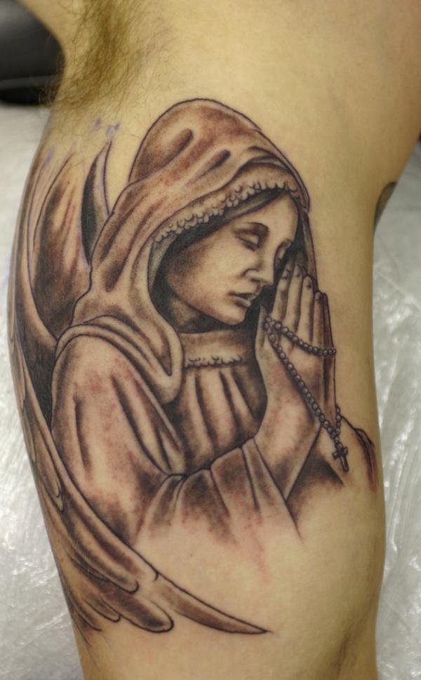 Angel và hình xăm chéo - 60 Thánh Thiên thần Tattoo Designs <3 <3
