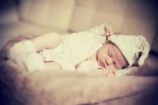 34-baby-photography_by-Dariusz-Lakomy