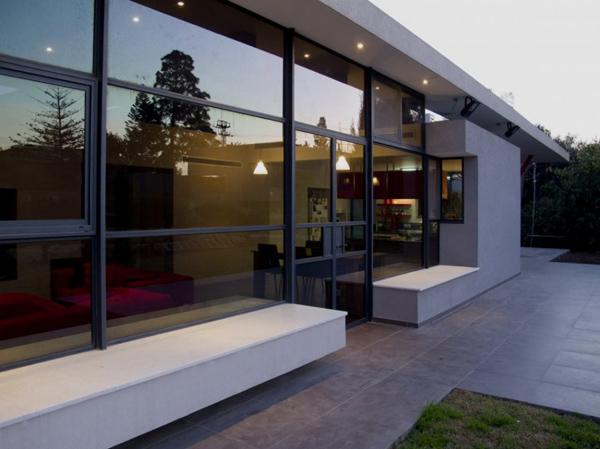 Beam-House-by-Uri-Cohen-Architects-2