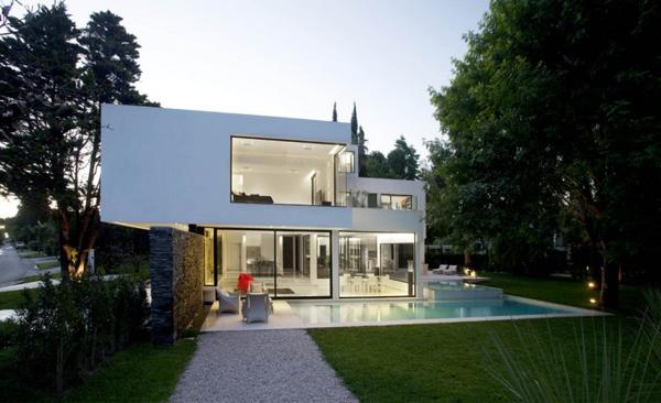 Carrara-House-by-Andres-Remy-Arquitectos-1