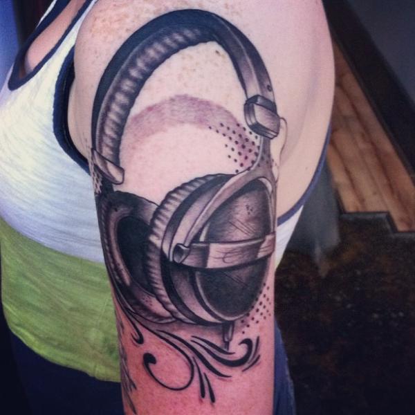 Steve Martin - Đen 13 Tattoo - 60 ảnh vui nhộn Tattoo Designs Âm nhạc <3 <3