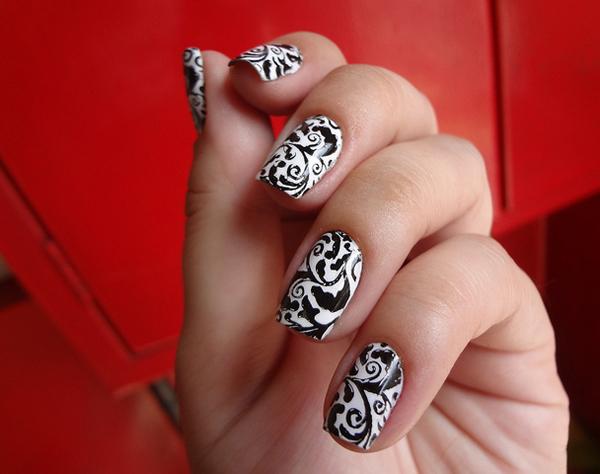 40 Examples of Elegant Nail Art | Art and Design