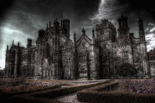 http://www.cuded.com/wp-content/uploads/2013/05/margam-castle600_398.jpg