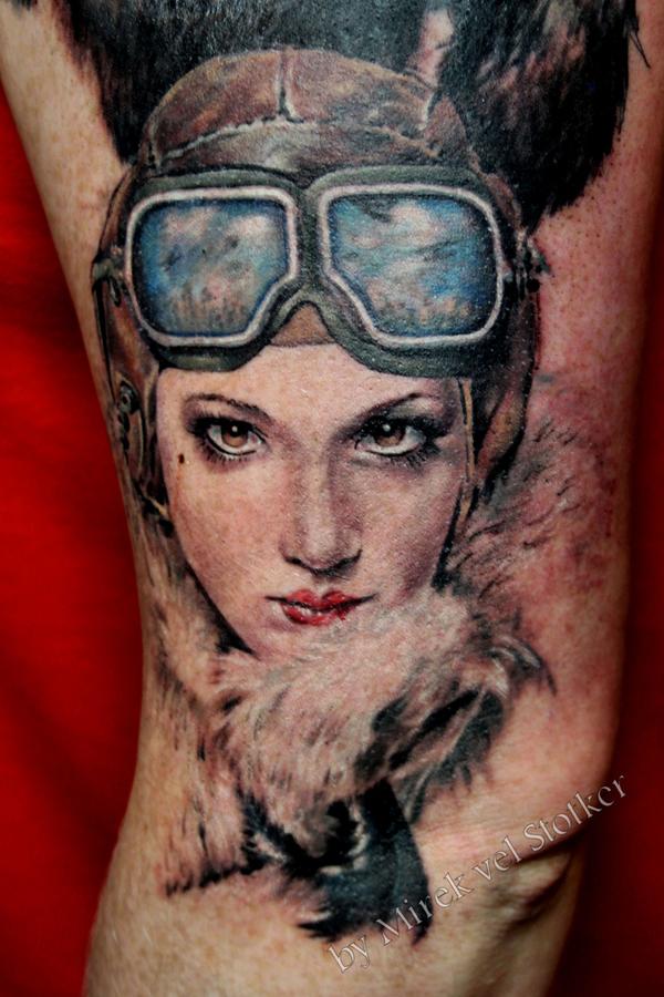 người phụ nữ phi công hình xăm của Mirek vel Stotker - 45 ảnh vui nhộn Portrait Tattoo Designs <3 <3