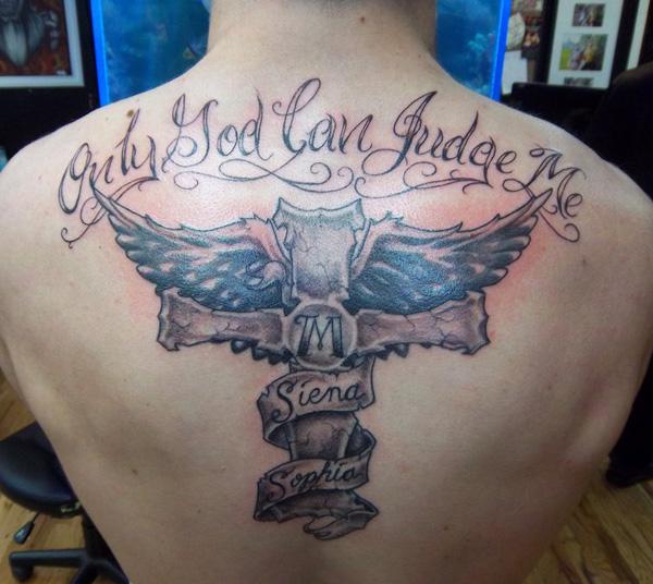 vượt qua trở lại - 50 Creative Chữ thập Tattoo Designs <3 <3