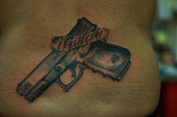 Fellas tốt - 35 ảnh vui nhộn Gun Tattoo Designs <3 <3
