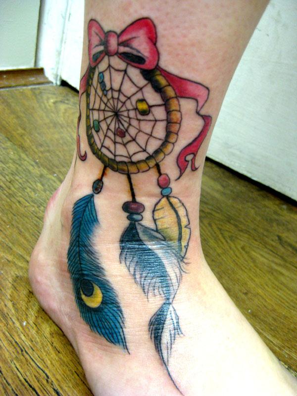 Dreamcatcher trên bàn chân - 50 Dreamcatcher Tattoo Designs Phụ nữ <3 <3