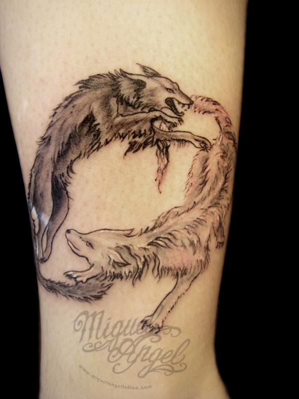Tuỳ chỉnh sói xấu, con sói tốt chiến hình xăm - 50 ảnh vui nhộn Animal Tattoo Designs <3 <3