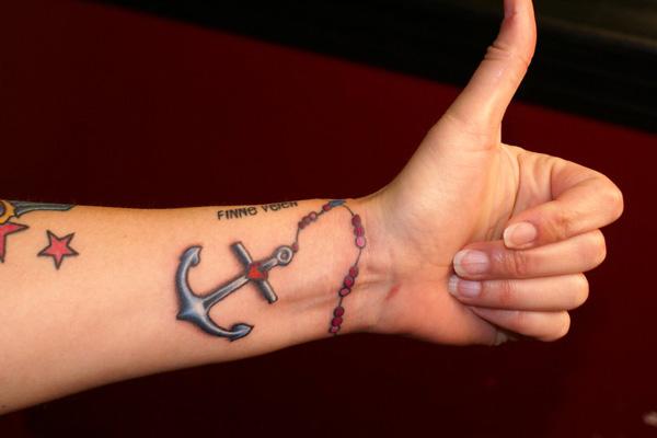 tattoo of rosary anchor - 35 Awesome Anchor tattoo Designs  <3 <3