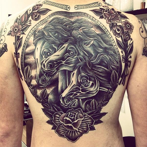 Ngồi như một tảng đá, 2 phiên.  - 50 ảnh vui nhộn Animal Tattoo Designs <3 <3