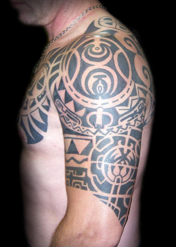 Polynesian hình xăm bộ lạc - Maori lấy cảm hứng từ những hình xăm - thiết kế yêu thích cho mọi người ở đảo Thái Bình Dương, có thể là bí ẩn đối với những người khác. 