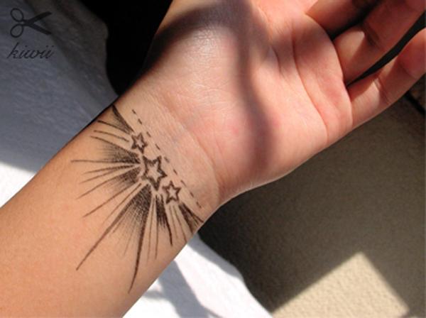 việc xăm - - starbursts 50 Ý tưởng Wrist Tattoo bắt mắt <3 <3