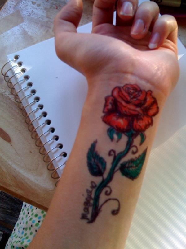 Sharpie Rose Tattoo - 50 Ý tưởng Wrist Tattoo bắt mắt <3 <3