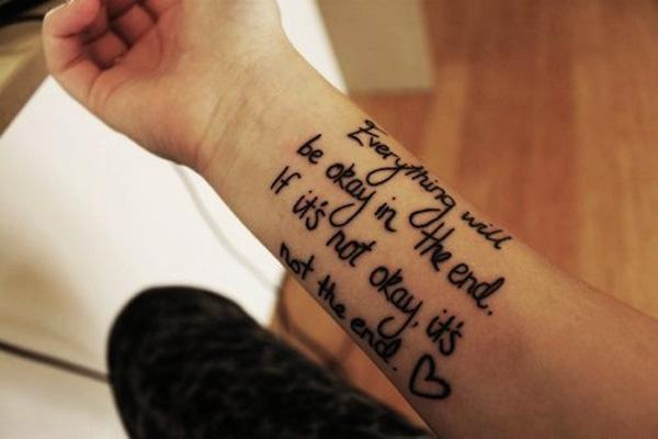  Mát Big Quote Tattoo đen trên cổ tay - 50 Ý tưởng Wrist Tattoo bắt mắt <3 <3