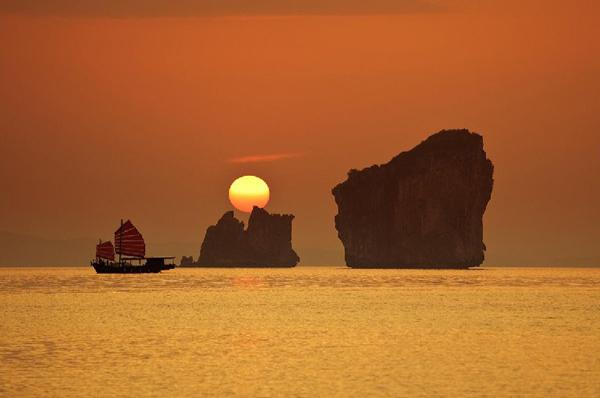 33 close to sunset