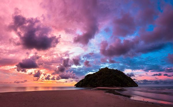 52 Kelambu beach sunset