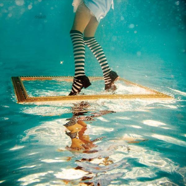 24 Alice in WaterLand by Elena Kalis