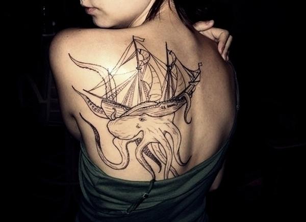 Thuyền bạch tuộc hình xăm trên lưng - 55 ảnh vui nhộn Octopus Tattoo Designs <3 <3