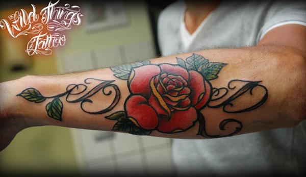 Lettering với hoa hồng hình xăm - 55+ ảnh vui nhộn Cẳng tay xăm <3 <3