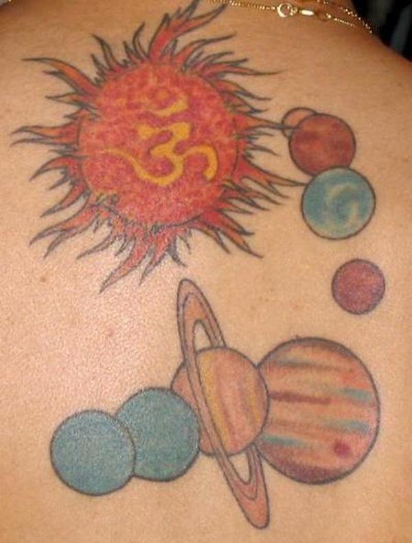 hệ mặt trời-xăm - 30 Ví dụ về các hệ thống năng lượng mặt trời Tattoo <3 <3