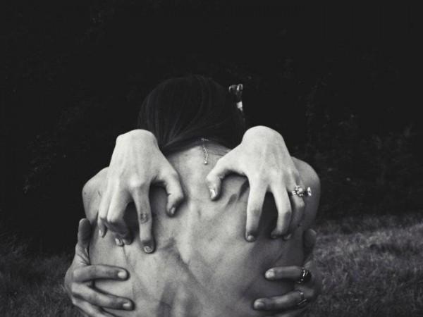 Résultats de recherche d'images pour « sad photography »