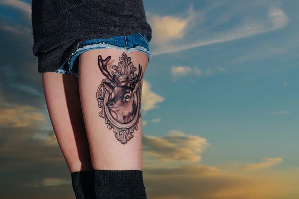 Deer đùi Tattoo - 45 Inspiring Deer Tattoo Designs <3 <3