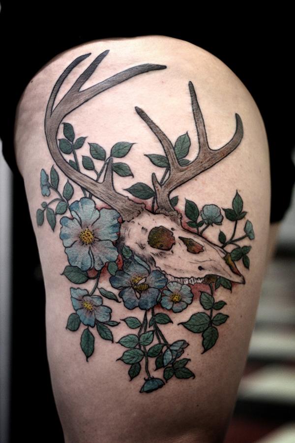 Stag Skull và Flower Tattoo - 45 Inspiring Deer Tattoo Designs <3 <3