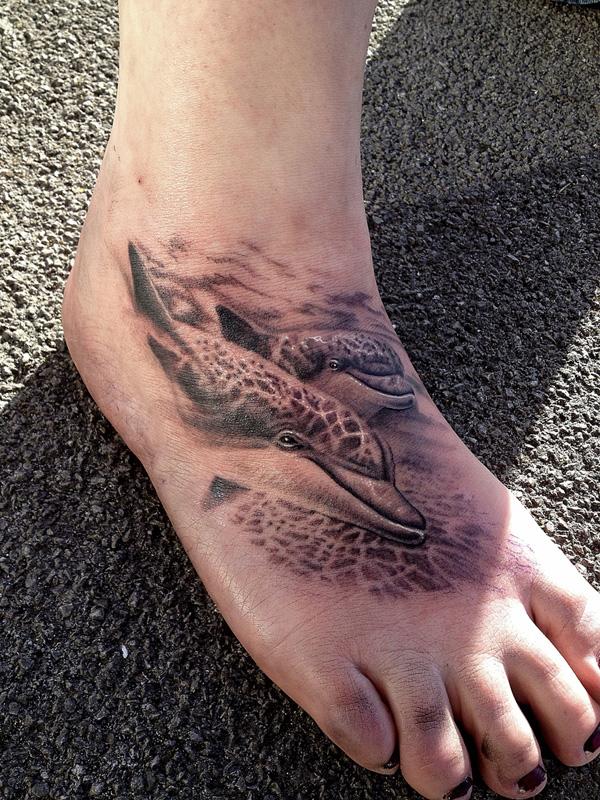 Dolphin Tattoo trên Foot - 40+ đáng yêu Dolphin xăm và ý nghĩa <3 <3