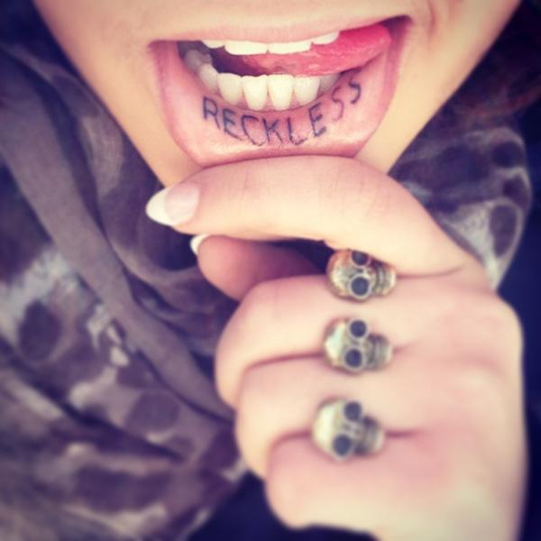 Lip Tattoo - 30 + Incredible Lip xăm <3 <3