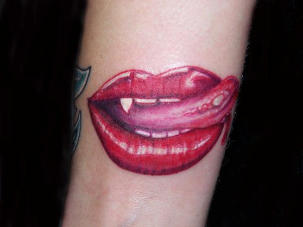 Lip Tattoo - 30 + Incredible Lip xăm <3 <3