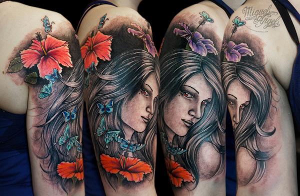 Người phụ nữ, hoa dâm bụt và bướm tùy chỉnh cover-up tattoo - 40 Magnificent Hibiscus Flower Tattoos <3 <3