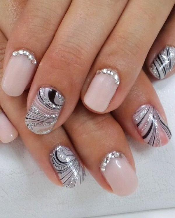   (   ) 25-wedding-nails.jpg