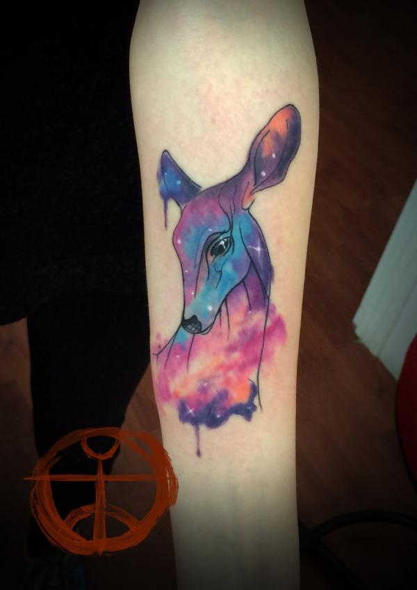 Colorful Deer Tattoo - 50 Ví dụ về các hình xăm đầy màu sắc <3 <3