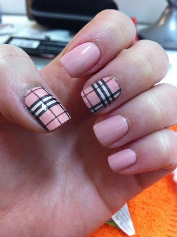 35 Gingham And Plaid Nail Art Designs Art And Design Check out this rather modest and cute looking plaid nail art design. - 35 Gingham And Plaid Nail Art Designs Art And Design