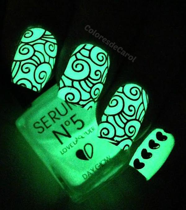 Swirl Nail Art Using Water How To Paint Patterned Swirl Nail Art Using Water