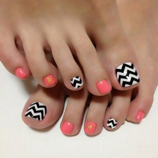 What are some nice nail designs for toes?