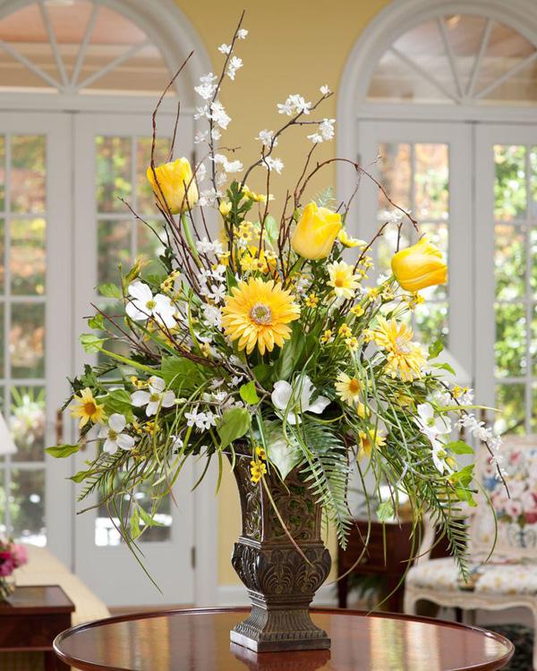 35 Vases And Flowers Living Room Ideas Art Design When You Want To Go All Out In Flower Arrangement This Is A Good Way