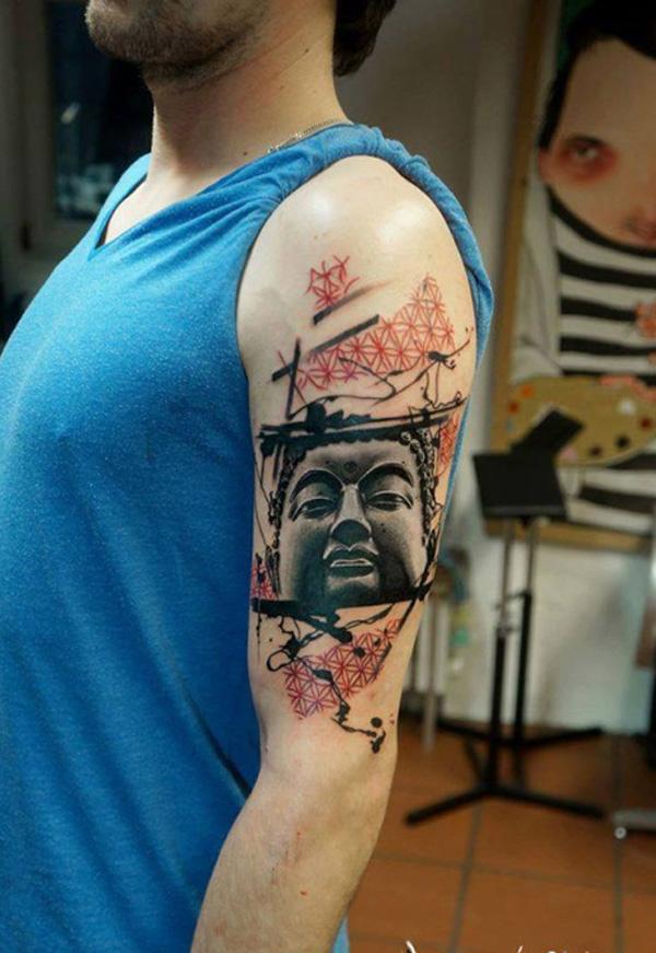 Dưới đây là một siêu thực tế Phật chân dung hình xăm.  Cũng giống như một bức ảnh in trên cánh tay của bạn.