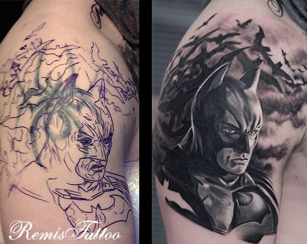 Batman Tattoo Bìa Up - Từ Spidey đến Batman;  và quá trình chuyển đổi đã không bao giờ được tốt hơn.  Thông qua kế hoạch, chúng ta có thể nhìn thấy nơi mà các hình xăm cũ đã được ẩn và tất nhiên, nơi mà các màu tối hơn là.