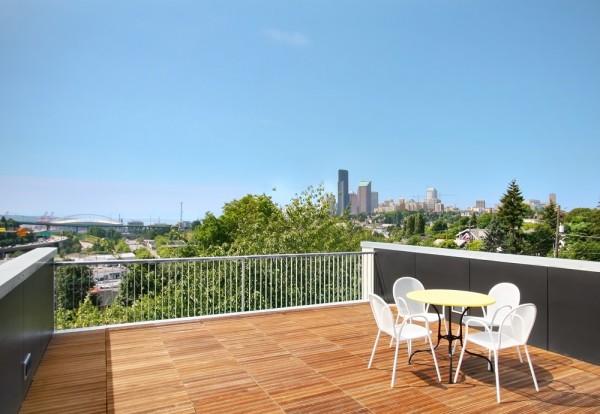 2033689244_1270563972_10342_13resize