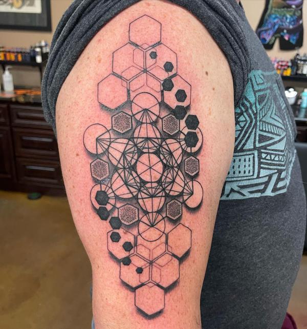 Honeycomb 😎 #tattoo #geometrictattoo #legtattoo #blackworktattoo #tat... |  TikTok