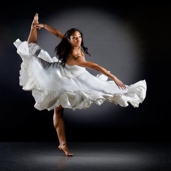 aisha_mitchel2600_600