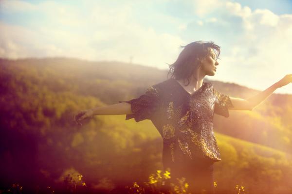 Sequined Field Photography by Kerem Cobanli | Cuded