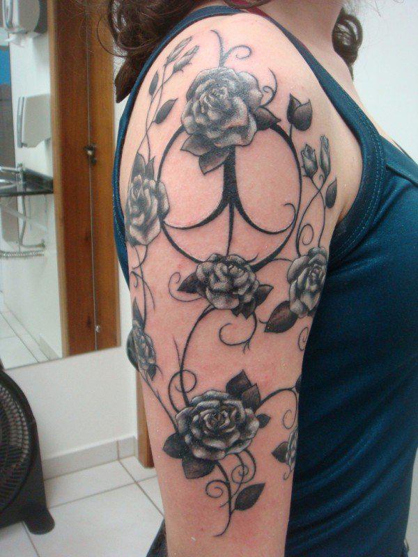 upper arm rose tattoos for women