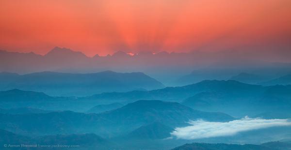 sunrise_above_the_himalayas_by_anton_jankovoy600_310